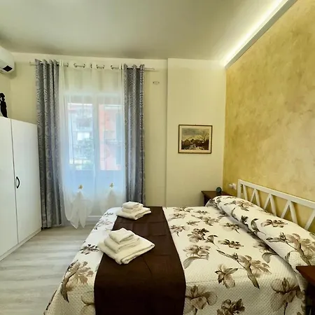 Apartment Elegant In Appio, Wi-fi, Subway Rome
