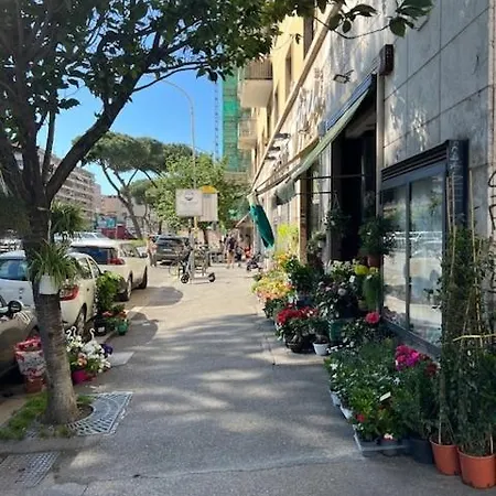 Elegant In Appio, Wi-fi, Subway Apartment *