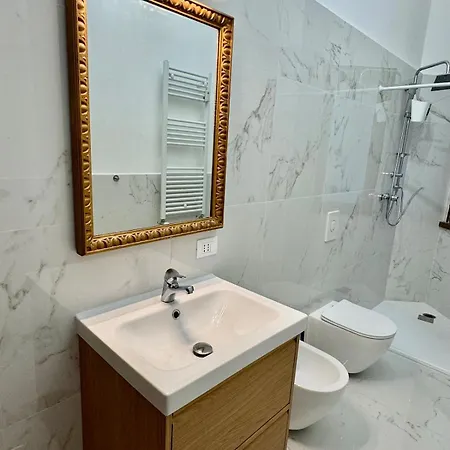 Apartment Elegant In Appio, Wi-fi, Subway *